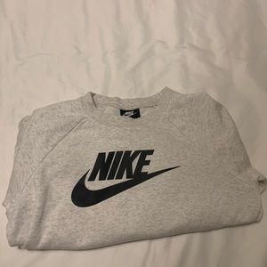 Nike crewneck